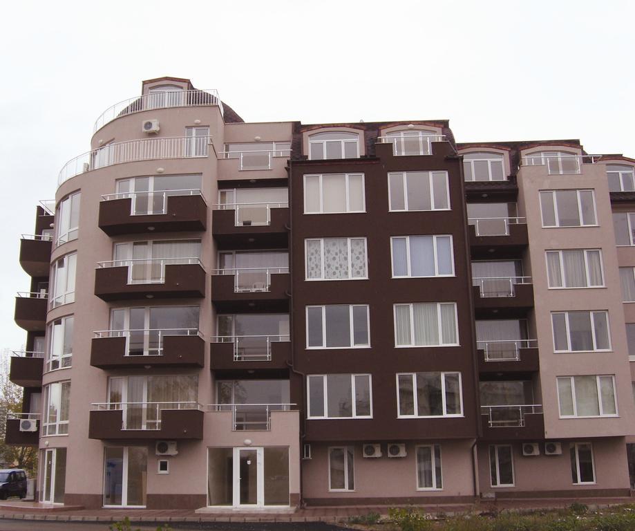 Stella Polaris Apartcomplex Slăntjev Brjag Exteriör bild