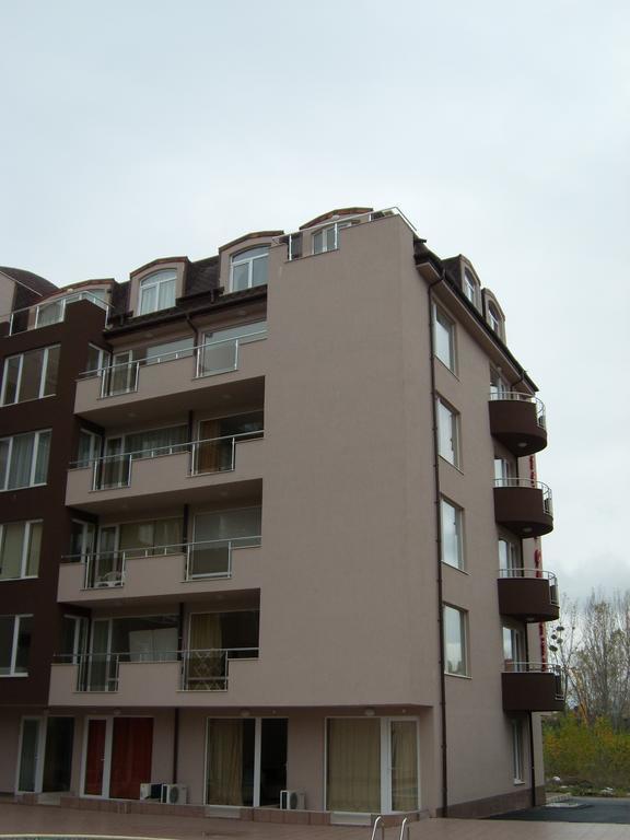 Stella Polaris Apartcomplex Slăntjev Brjag Exteriör bild