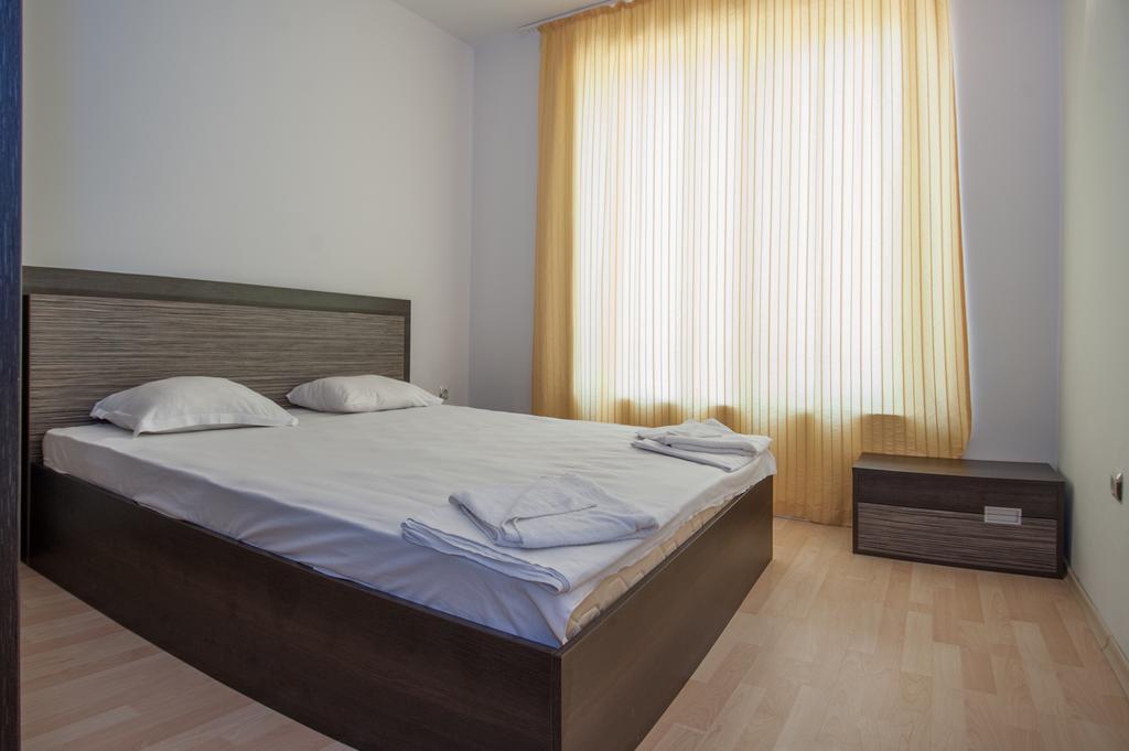Stella Polaris Apartcomplex Slăntjev Brjag Rum bild