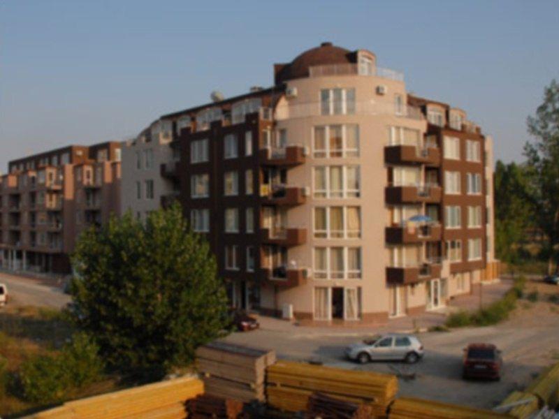 Stella Polaris Apartcomplex Slăntjev Brjag Exteriör bild